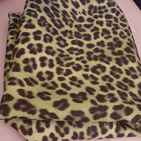 Animal print fabric - Picture 8 of 8